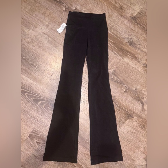 TNA CHILL Flare Leggings - Picture 4 of 11